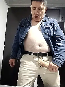 BigCristh79 online show from January 16, 2026, 9:08 pm