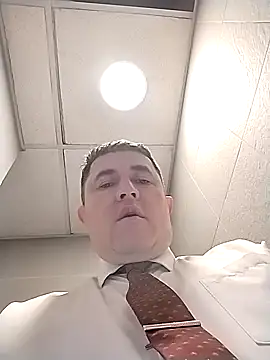 BigCristh79 online show from April 2, 2026, 7:55 pm