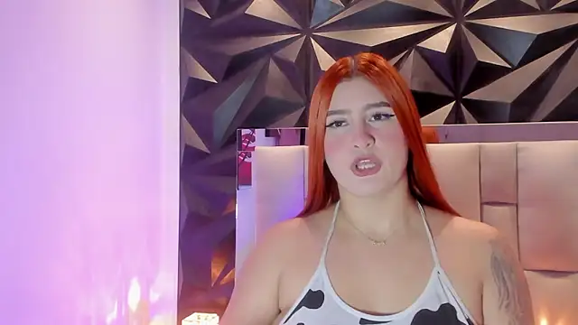 megan whitee   online show from March 12, 2026, 2:07 am