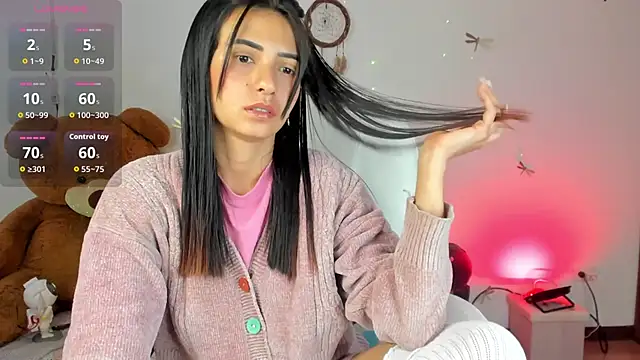 princessluna 19 online show from October 1, 2025, 9:43 pm