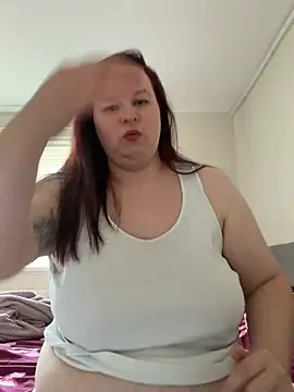 Curvaceouscarla online show from July 6, 2026, 11:07 am