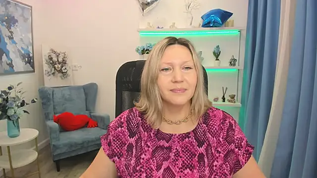 Snapshot of NinaStarle chatting on April 23, 2026, 4:24 am NinaStarle online show from April 23, 2026, 4:24 am