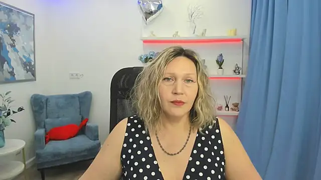 Snapshot of NinaStarle chatting on April 27, 2026, 11:41 am NinaStarle online show from April 27, 2026, 11:41 am