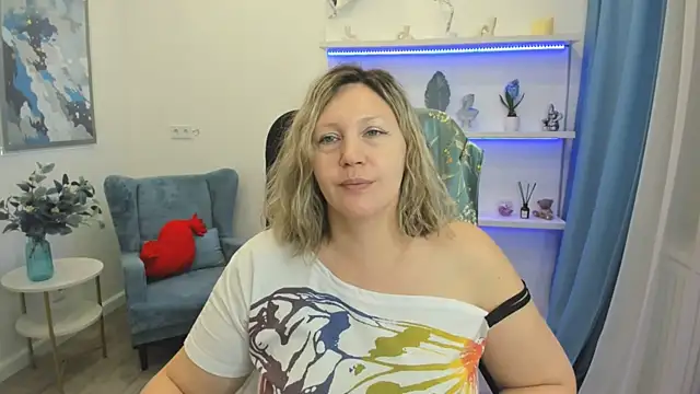 Snapshot of NinaStarle chatting on May 10, 2026, 4:39 am NinaStarle online show from May 10, 2026, 4:39 am