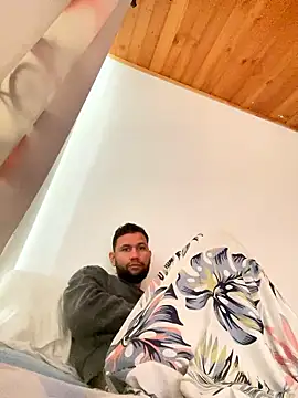 Michaell Spinelly online show from January 18, 2026, 1:37 pm