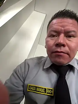 Manu0586 online show from January 18, 2026, 3:16 pm