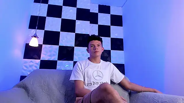 AndyFame1 online show from September 18, 2025, 4:25 am