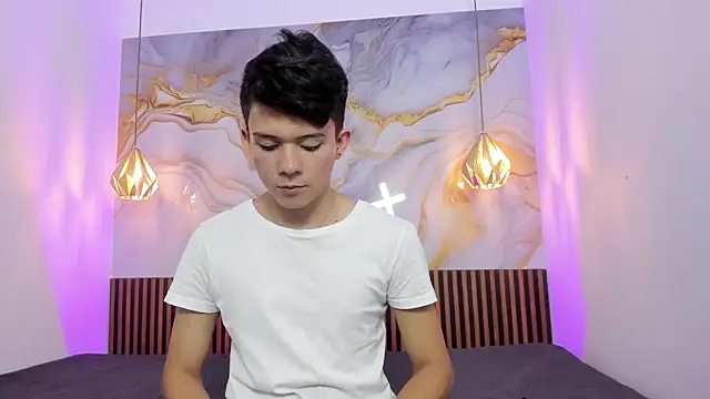 AndyFame1 online show from September 20, 2025, 4:35 am