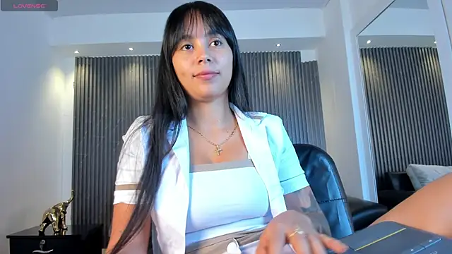 freyja sweet  online show from October 30, 2025, 1:12 pm