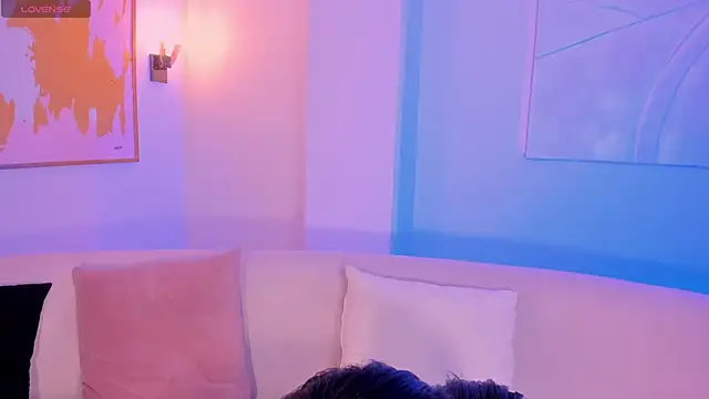 IsabellaMoreau online show from September 25, 2025, 8:23 pm