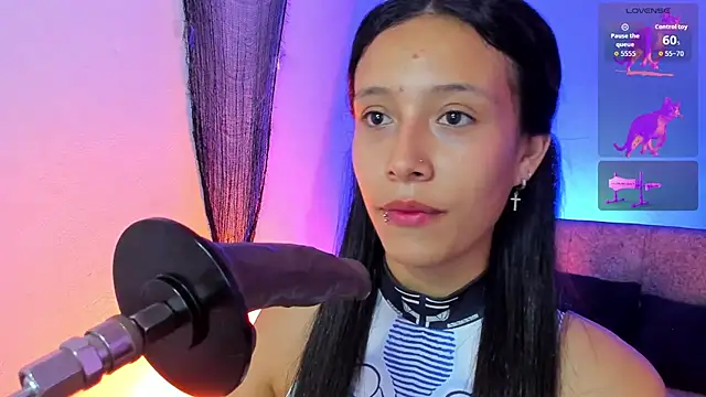 Snapshot of alicemoon__ chatting on October 30, 2025, 10:27 am alicemoon   online show from October 30, 2025, 10:27 am