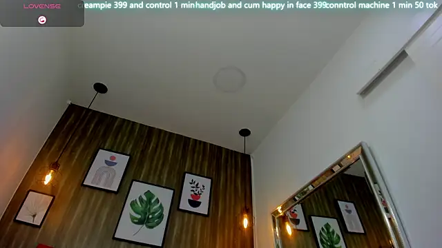 Emma HotLatina online show from December 18, 2025, 6:03 pm