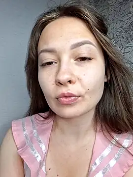 Snapshot of Olivia_OliV chatting on June 10, 2026, 1:17 am Olivia OliV online show from June 10, 2026, 1:17 am