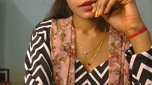 Aarti misty71 online show from February 25, 2026, 5:06 am