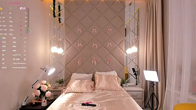 Nelly Kimm online show from March 16, 2026, 1:11 am