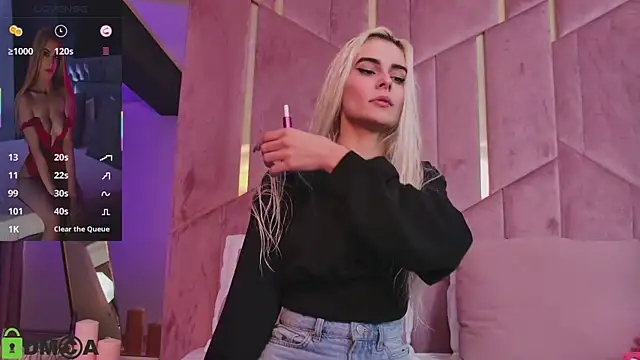 SelenaDaze online show from November 24, 2025, 5:18 am