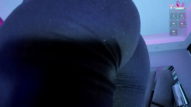 miamirage  online show from September 27, 2025, 12:21 pm