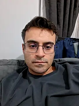 Obstacless online show from February 23, 2026, 7:33 pm