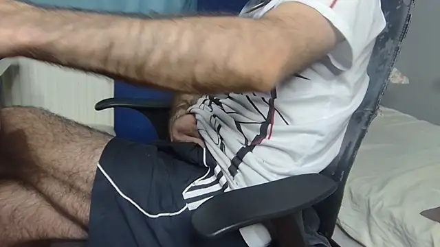 flydirty online show from October 24, 2025, 11:34 pm