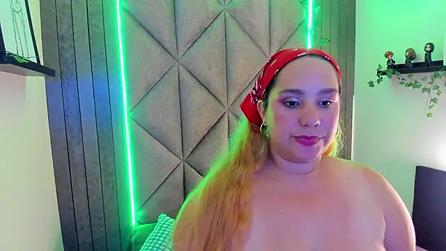 JenaCooper  online show from January 14, 2026, 9:20 pm