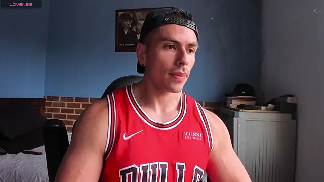 Snapshot of justinkarter chatting on October 4, 2025, 2:48 pm justinkarter online show from October 4, 2025, 2:48 pm