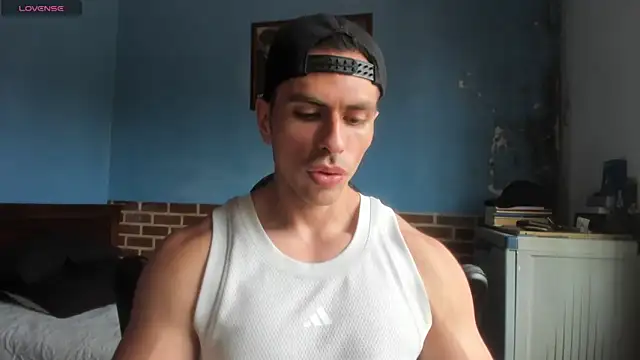 Snapshot of justinkarter chatting on May 15, 2026, 5:53 pm justinkarter online show from May 15, 2026, 5:53 pm