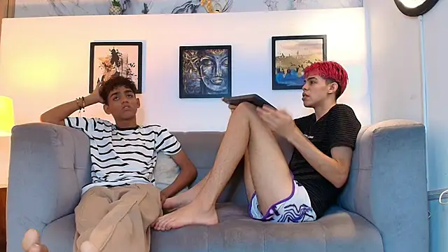 TWINKS FRIENDS online show from May 29, 2026, 1:20 pm