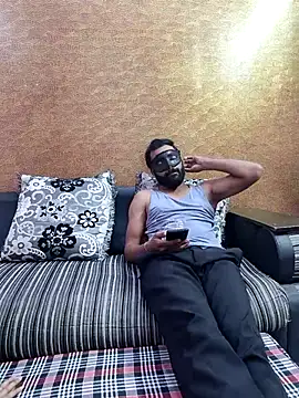 Iampriyaaa15 online show from December 2, 2025, 7:03 am