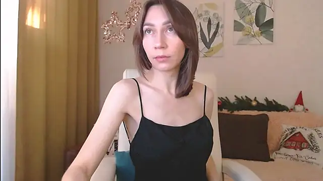 Snapshot of GoodGlamorGirl chatting on January 8, 2025, 4:44 am GoodGlamorGirl online show from January 8, 2025, 4:44 am