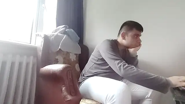 kocasosisli online show from February 18, 2026, 5:47 am