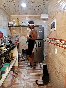 queemking online show from September 11, 2025, 1:06 am