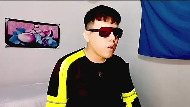 Nickk Wolf online show from May 11, 2026, 12:49 am