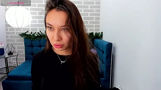 Kat  cat online show from December 20, 2025, 2:18 am