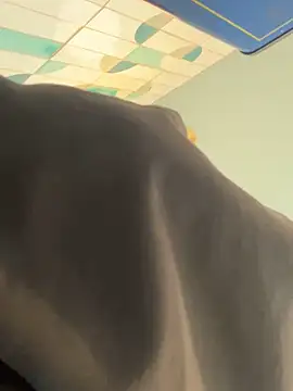 Snapshot of yummy0322 chatting on September 19, 2025, 12:50 pm yummy0322 online show from September 19, 2025, 12:50 pm