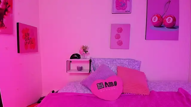 Camila Rivers online show from March 26, 2026, 4:29 am