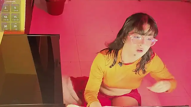 LiLLiAnderson online show from March 9, 2026, 11:47 am