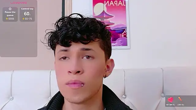 Axel  Evans online show from April 16, 2026, 1:01 pm