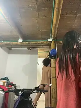 juliie star online show from October 21, 2025, 1:34 pm