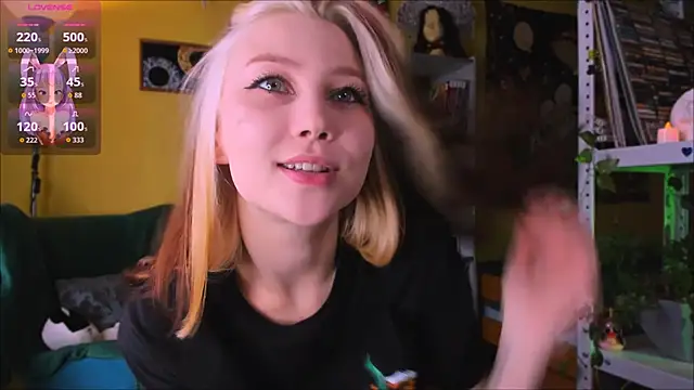 Nicole matt online show from October 26, 2025, 11:49 am