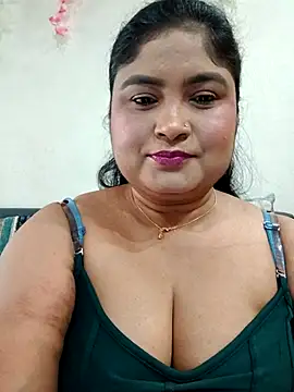 hornyriyanka online show from May 13, 2026, 2:42 am