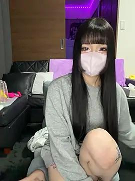 Nano-xxx online show from May 20, 2026, 6:47 pm