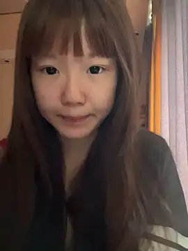 D-033 online show from November 5, 2025, 4:23 am