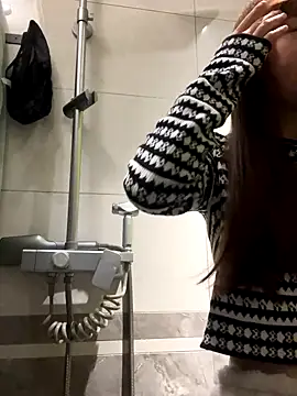 D-033 online show from November 21, 2025, 10:14 am