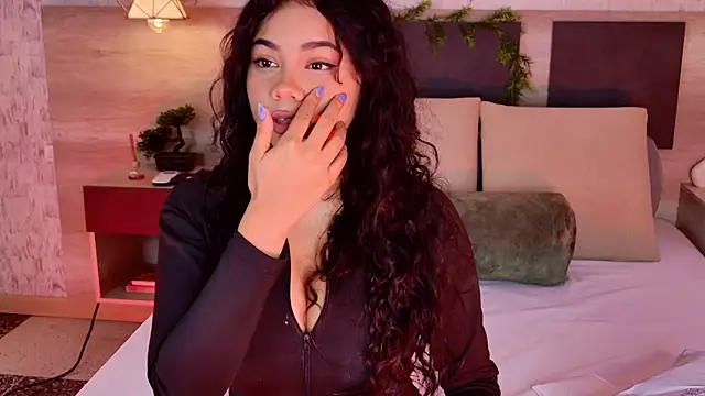 Celine Lee online show from December 5, 2025, 4:58 pm