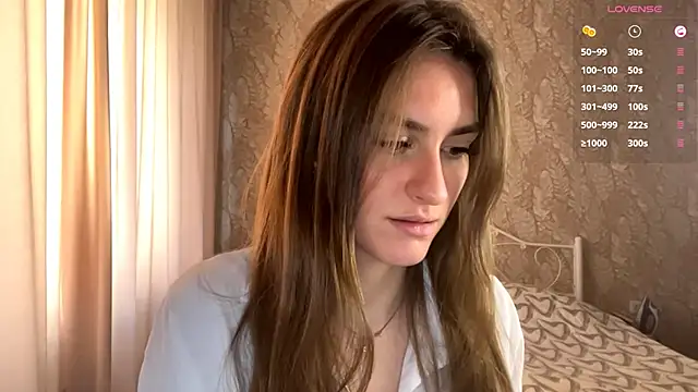 miainheat online show from October 17, 2025, 9:12 am