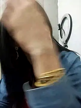 Snapshot of Kellye_hotTs chatting on October 19, 2025, 7:31 am Kellye hotTs online show from October 19, 2025, 7:31 am