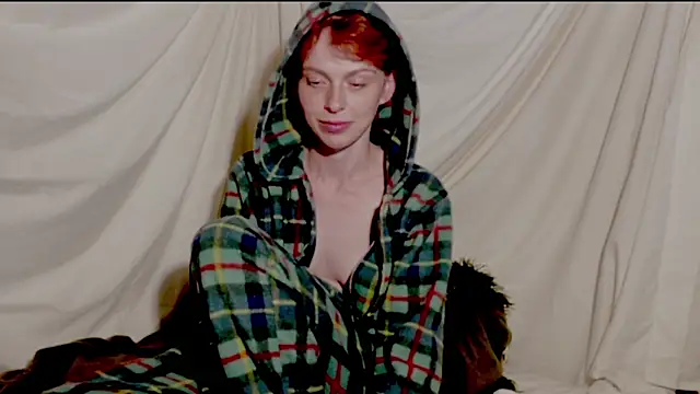 Snapshot of nyxofempusa chatting on September 19, 2025, 8:27 am nyxofempusa online show from September 19, 2025, 8:27 am