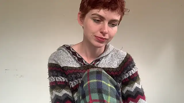 Snapshot of nyxofempusa chatting on December 5, 2025, 5:31 pm nyxofempusa online show from December 5, 2025, 5:31 pm