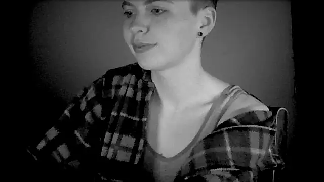 Snapshot of nyxofempusa chatting on January 10, 2026, 11:20 pm nyxofempusa online show from January 10, 2026, 11:20 pm