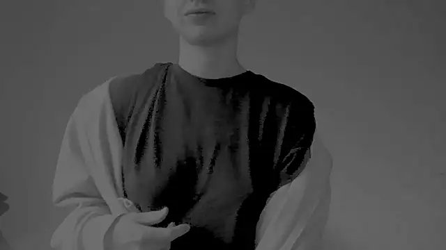 Snapshot of nyxofempusa chatting on February 1, 2026, 8:51 pm nyxofempusa online show from February 1, 2026, 8:51 pm